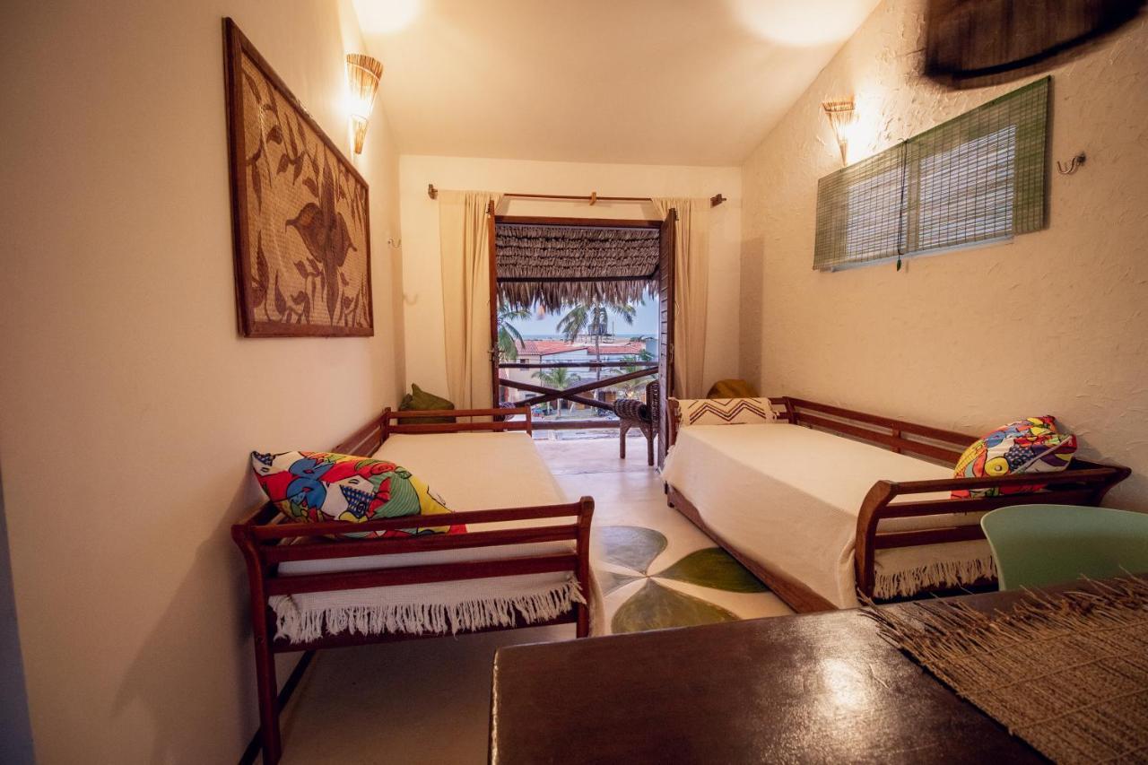 Pico Dos Piratas Bed and Breakfast Itarema Exteriör bild
